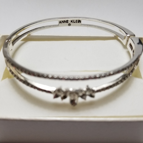 Anne Klein silver tone bracelet - Picture 4 of 5
